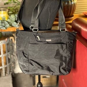 Baggallini Black Laptop Bag with Detachable Strap